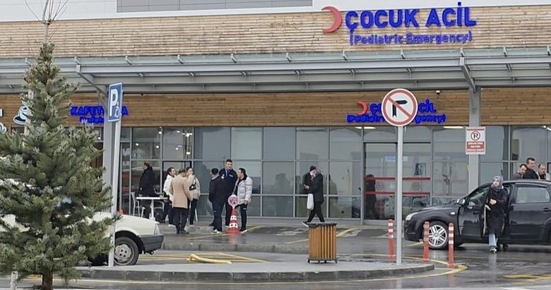 Kütahya’da okulda bedava çikolata skandalı!: 20 öğrenci zehirlendi