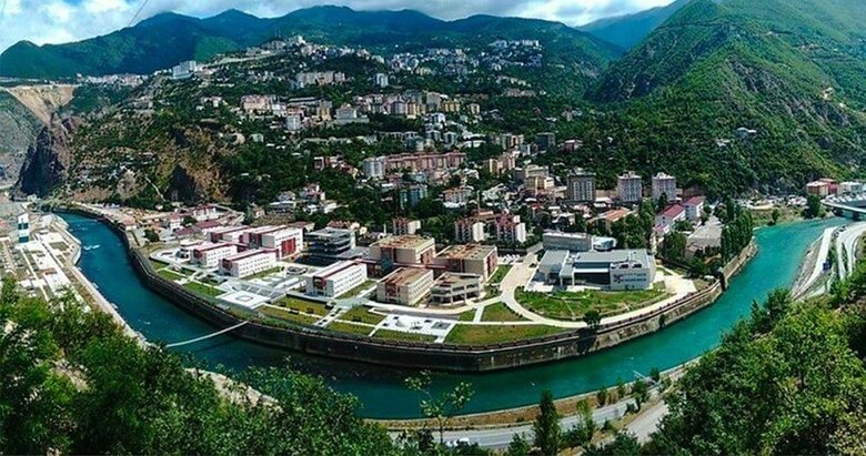 Karçal Dağları’nın en güzel noktası: Artvin
