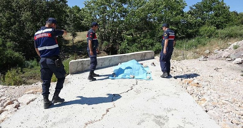 Çanakkale’de yüzü parçalanmış erkek cesedi bulundu