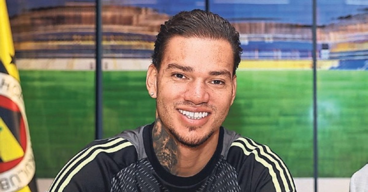 Ederson imzayı attı