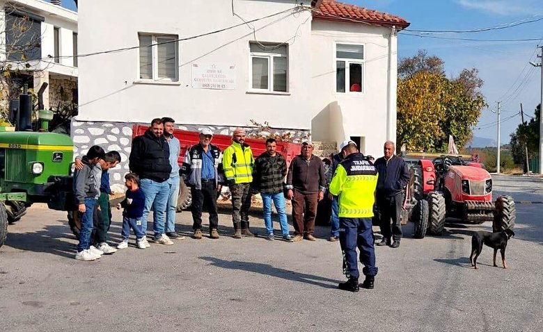 Çeşme’de trafik denetimleri meyvesini verdi: Trafik kazalarında yüzde 14 azalma