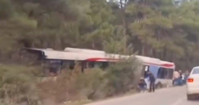 İzmir'de ESHOT otobüsüne tır çarptı: 1 ölü, 3 yaralı