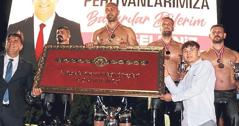 Ege’de pehlivanlar geçidi