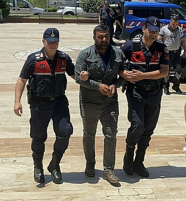aydinda-enesi-ezen-surucuye-3-yil-hapis-cezasi-1762284425607.jpg