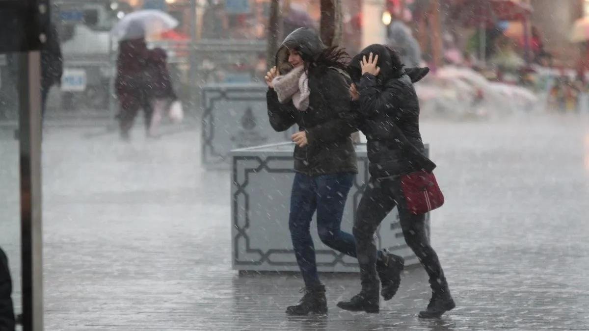 izmir de bugun hava nasil olacak 66 ocak hava durumu meteoroloji den yagis ve kar uyarisi