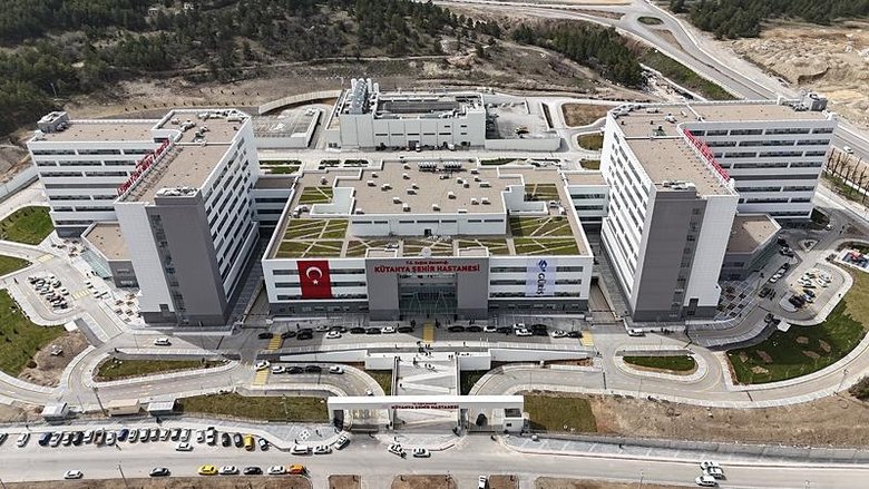 Kütahya Şehir Hastanesi hasta kabulüne başladı