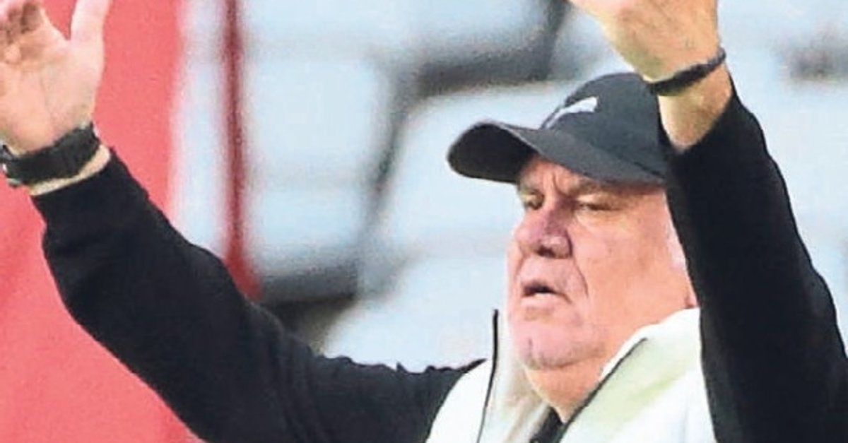 İzmir Çoruhlu FK’da belirsizlik sürüyor