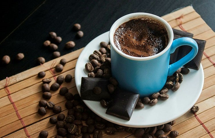 Aşırı kahve ve çay kemik erimesi riskini artırıyor