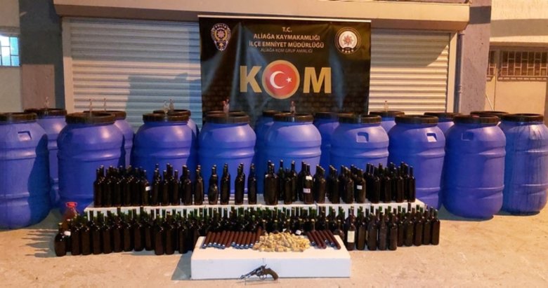 İzmir’de yılbaşı öncesi ekiplerden dev operasyon: 4 ton sahte şarap ele geçirildi