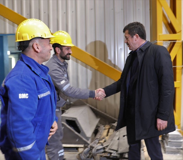 Zeybekci Izmir De Bmc Gibi Yatirimlar Artacak