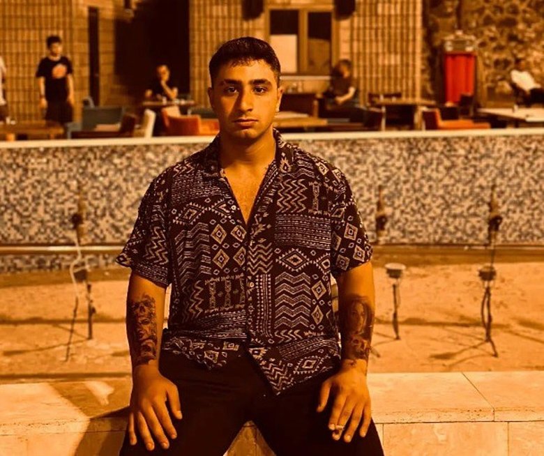 İzmir’de omuz atma tartışmasında kan aktı! 19 yaşındaki genç öldürüldü