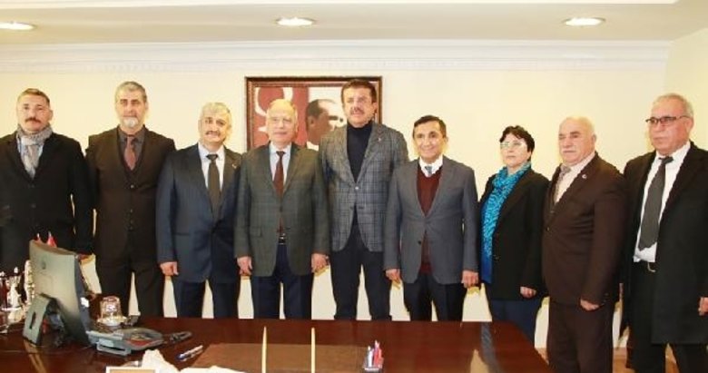 AK Parti İzmir Adayı Nihat Zeybekci, Selçuk Belediyesi’ni ziyaret etti
