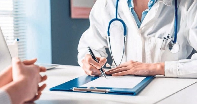 Hekimler iki özel hastanede birden kadrolu çalışabilecek