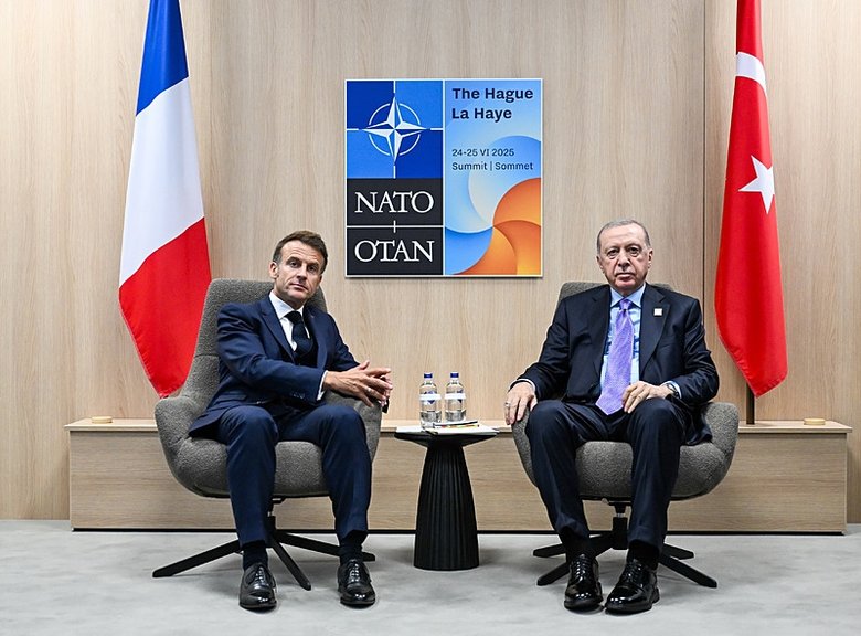 Başkan Erdoğan, Macron ile ateşkes ve Gazze’yi görüştü