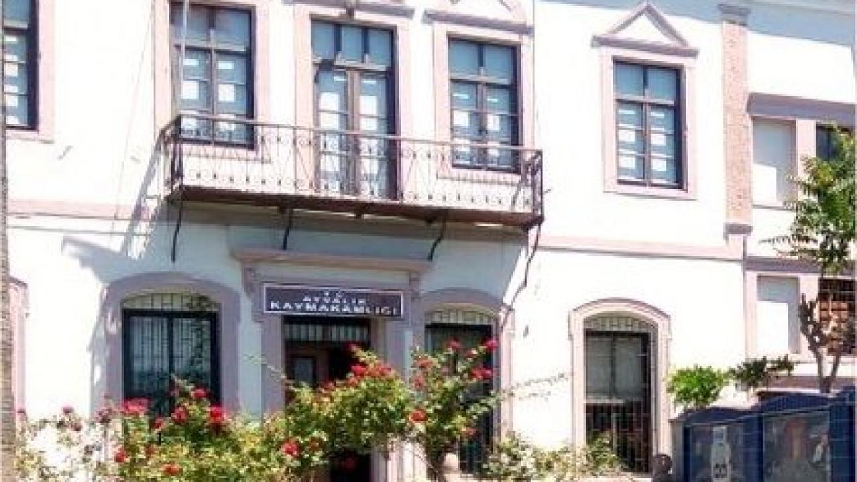 Ayvalık’ta tarihi bina yeniden hayat bulacak