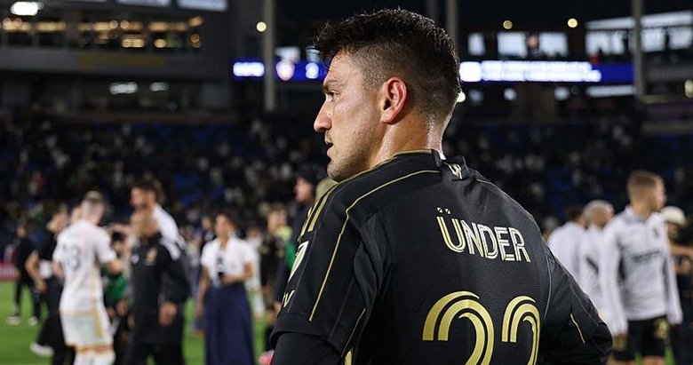 Cengiz Ünder takıma dönüyor