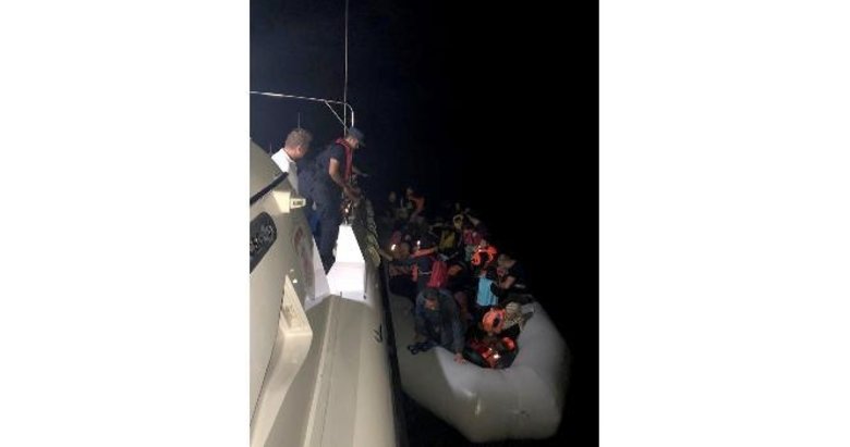 Didim’de bir gecede 101 göçmen yakalandı