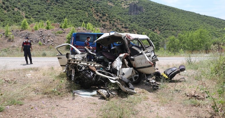 Balıkesir’de feci kaza: 6 kişi hayatını kaybetti
