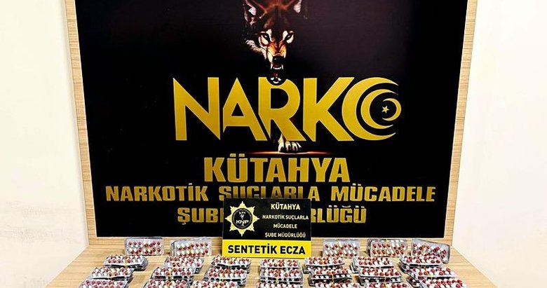 Kütahya’da kargoyla gönderilen 2 bin 772 uyuşturucu hap ele geçirildi