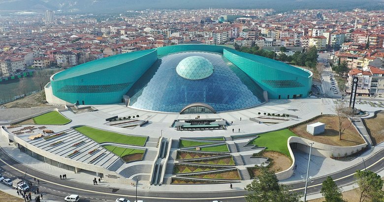 Ege’nin en büyük kongre ve kültür merkezi Denizli’de hizmete giriyor