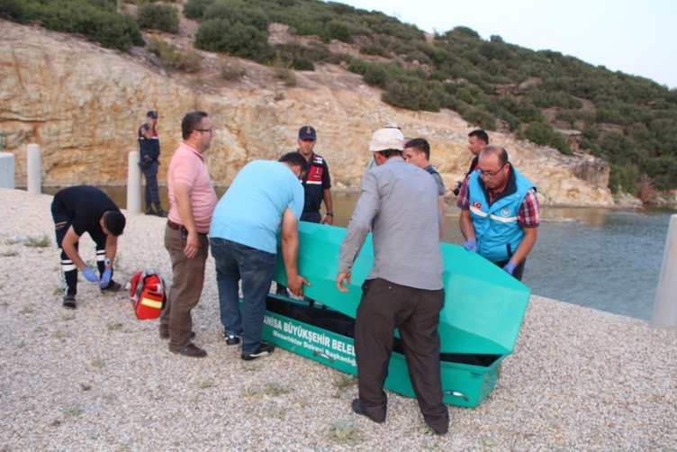 Manisa’da 18 yaşındaki genç gölette boğuldu! 1 kişi kayıp