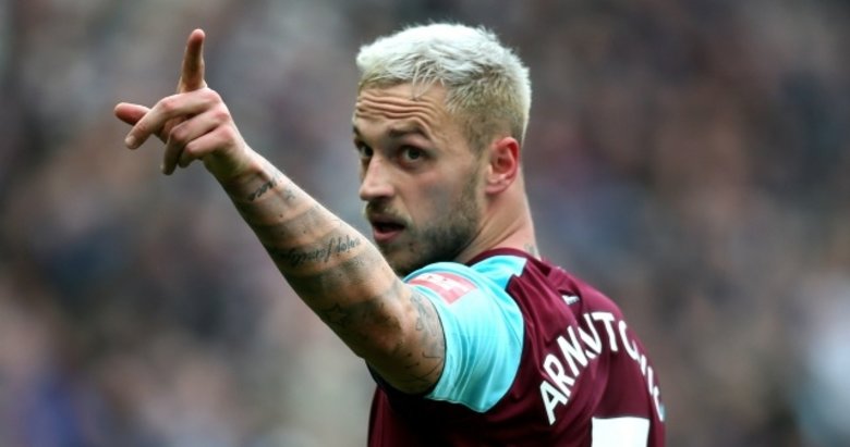 Fenerbahçe’den çifte bomba