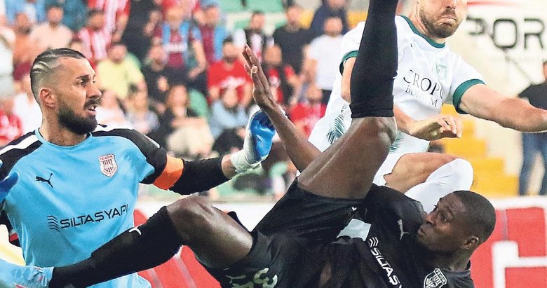 Manisa FK Thuram’ı istiyor