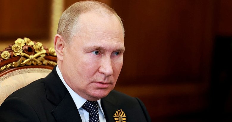 Zafer Günü’nde gövde gösterisi yapan Vladimir Putin dünyaya seslendi