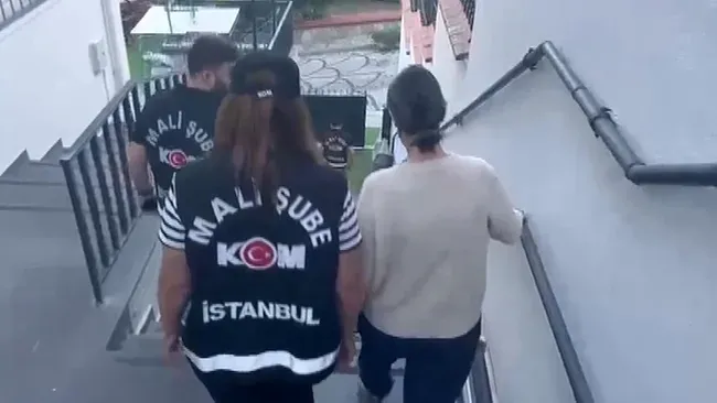 son-dakika-uskudar-belediyesine-operasyon-sinem-dedetas-dahil-4-supheliye-tutuklama-talebi-1785512076599.png