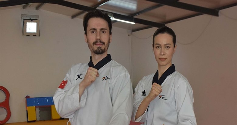 Tekvandocu çiftten iki altın madalya