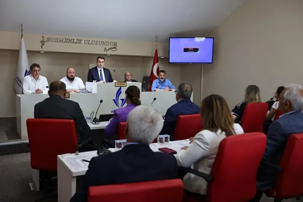 chpli-guzelbahce-belediyesinde-koltuk-kavgasi-1780580664013.png