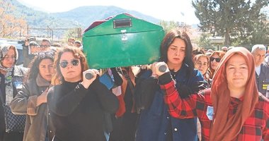 Sermin’in tabutunu kadınlar taşıdı