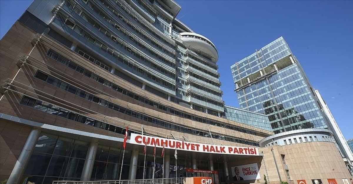 İzmir’deki kongre krizi CHP’yi karıştırdı!