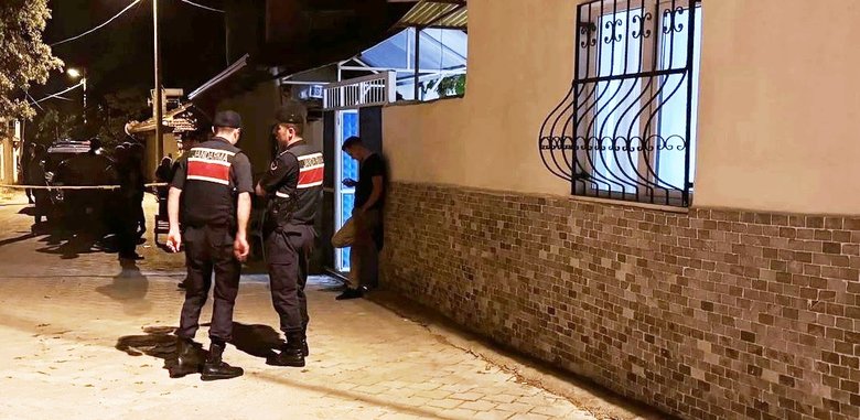 Cezaevinden çıkışını kutladığı kocası katili oldu