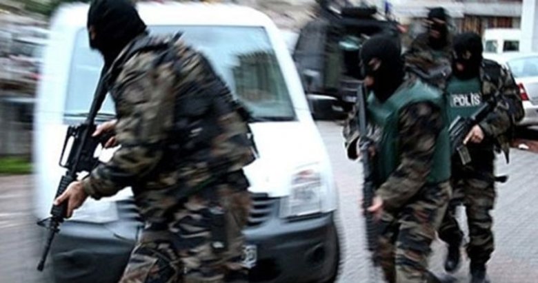 İzmir’de yılbaşı öncesi terör örgütlerine darbe