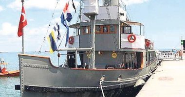 TCG Nusret müze gemisi İzmir’e geliyor