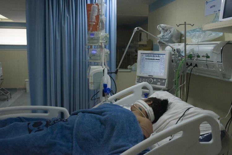 Bakan Koca’dan İzmir uyarısı! Kent alarm veriyor... İşte hastane doluluk oranları
