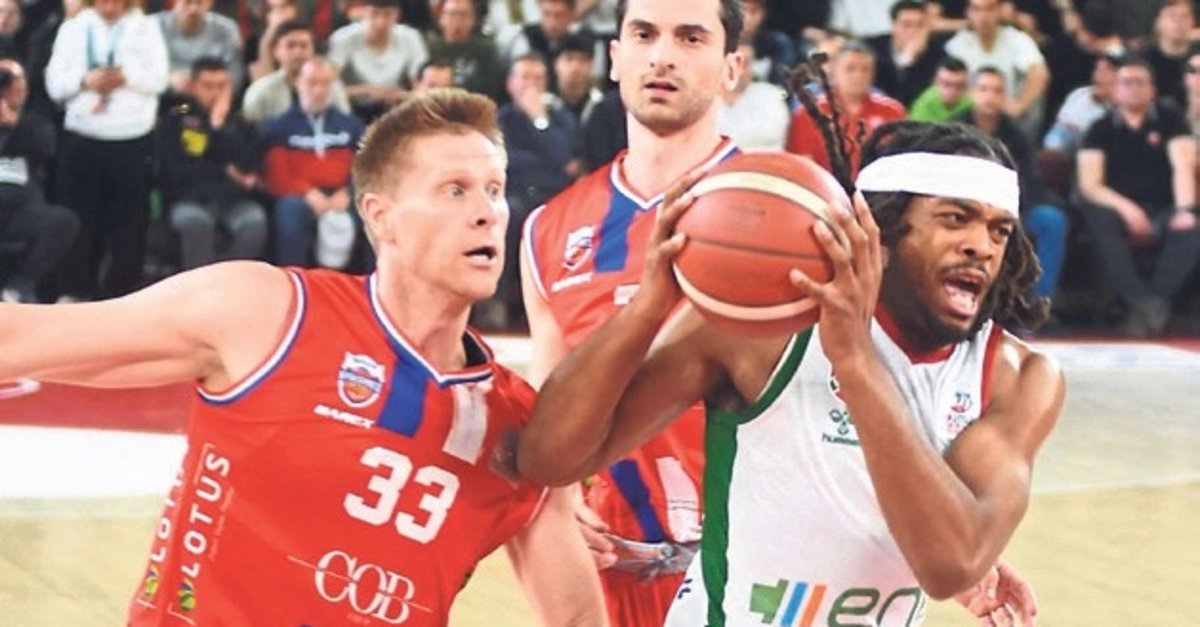 Karşıyaka potada hayati maça çıkıyor