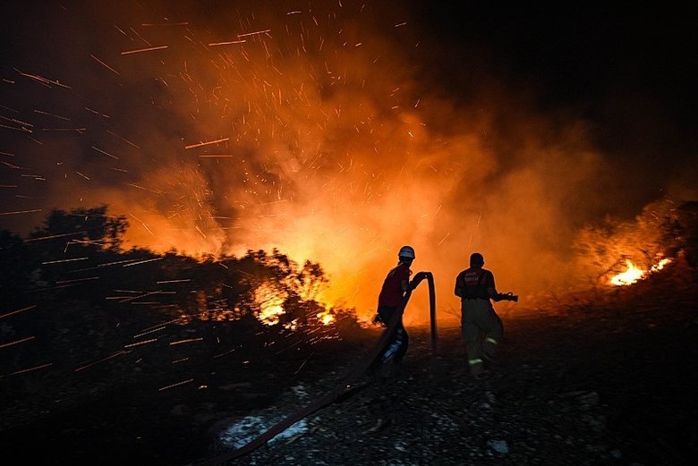Buca’da minibüste çıkan daha sonra ormanlık alana sıçrayan yangında yeni gelişme: 1 kişi tutuklandı