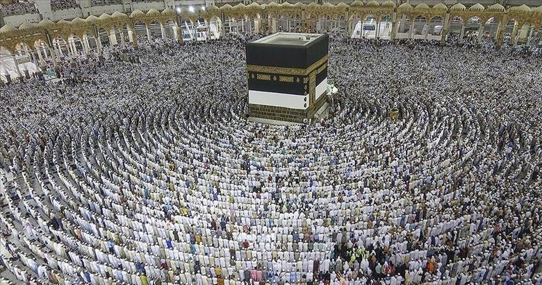 Yaklaşık 2,5 milyon Müslüman hacı oldu