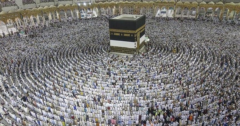 Yaklaşık 2,5 milyon Müslüman hacı oldu