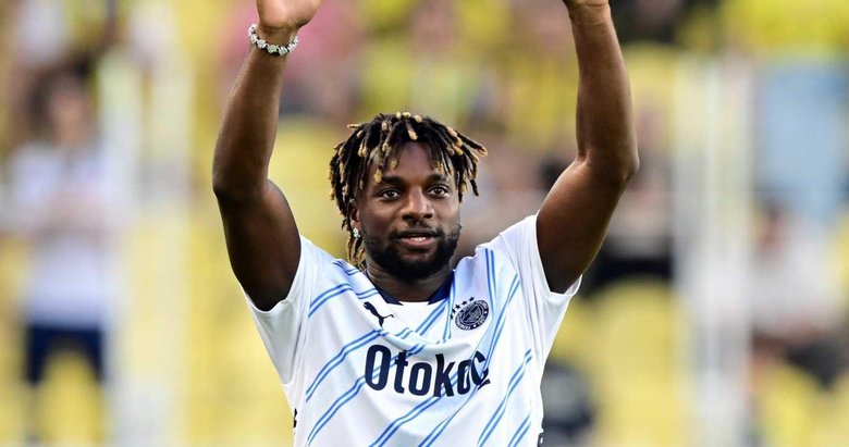 Maximin Napoli yolunda