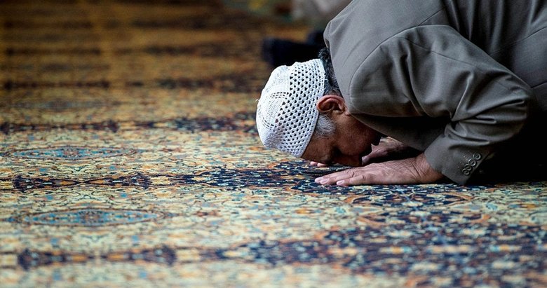 izmir bayram namazi saati