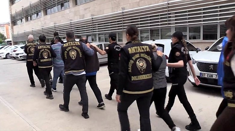 17 ilde 17 dolandırıcılık şebekesi çökertildi