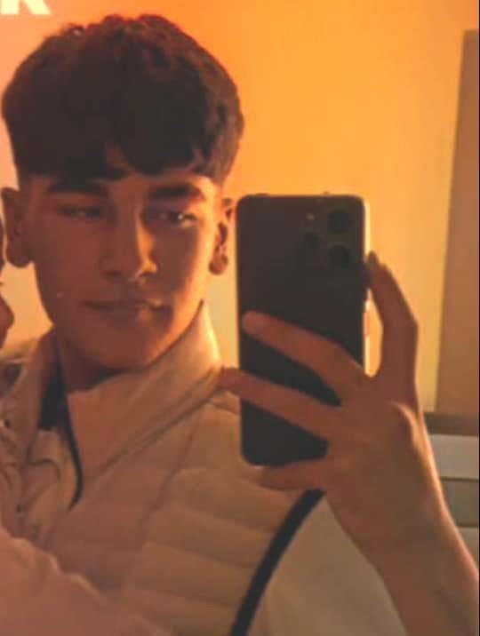 Gölette sessiz veda