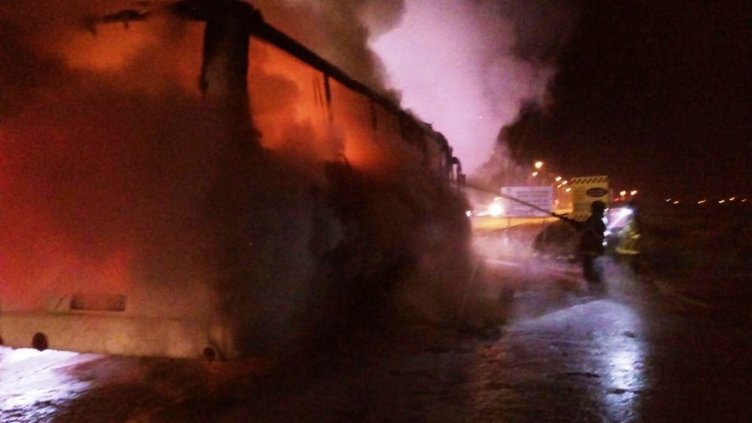 Balıkesir’de 35 yolculu otobüs alev alev yandı