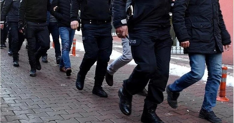 İzmir’in 6 ilçesinde birden harekete geçildi: Dev operasyonda 30 gözaltı