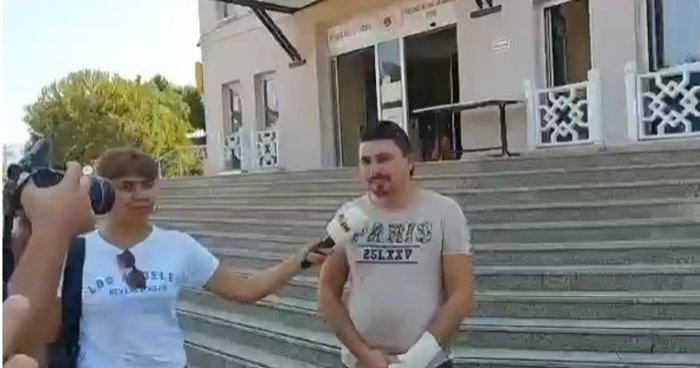 Fethiye’nin CHP’li belediye başkanı taraftara dakikalarca küfür etti