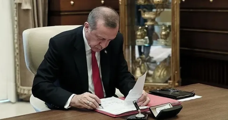 Başkan Erdoğan imzaladı: YÖK’e 4 yeni üye, 8 üniversiteye rektör atandı