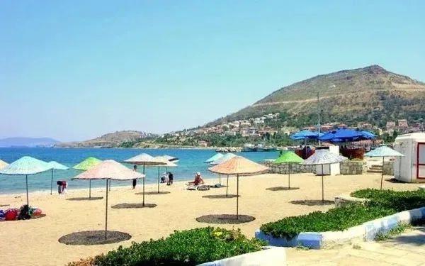 izmirde-denize-girilecek-yerler-izmirin-en-unlu-ve-guzel-plajlari-1784298706037.jpeg